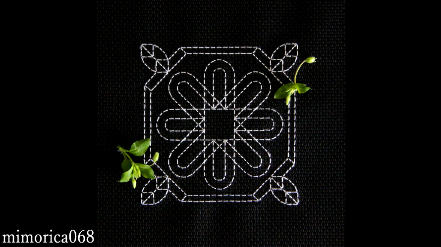 068.花の紋章的模様　Flower heraldic pattern