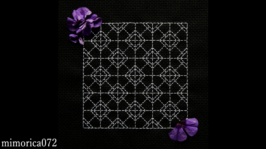 正方形の幾何学模様の刺繍　Geometric pattern embroidery with square.