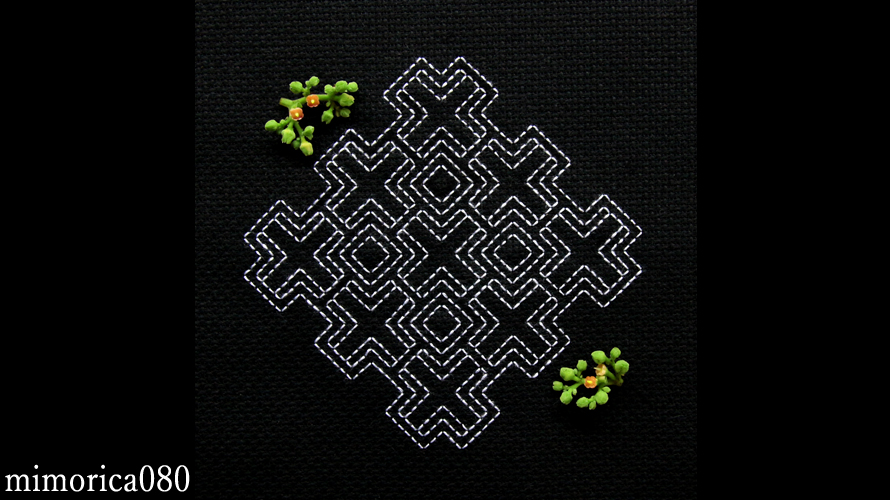 迷路的幾何学模様の刺繍 Maze-like geometric pattern embroidery.