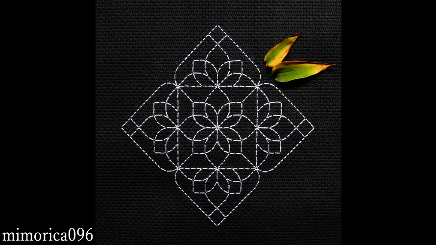 幾何学模様の刺繍 An embroidery of geometric pattern.